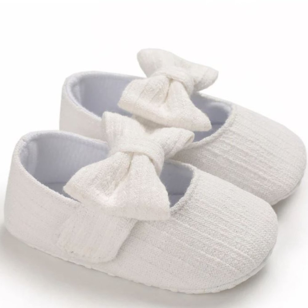 White Bowknot Slip on Shoes